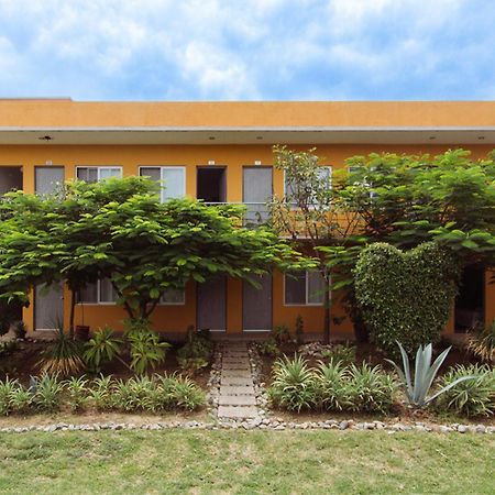 Hotel Guiva San Pablo Асьенда-Бланка Экстерьер фото